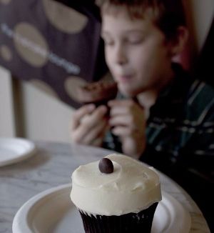 Cupcakes - the sweetest birthday tradition - Canada, Ontario, Ottawa, kid, family, teen, travel, holiday, Nicola Gordon, ZoomTravels